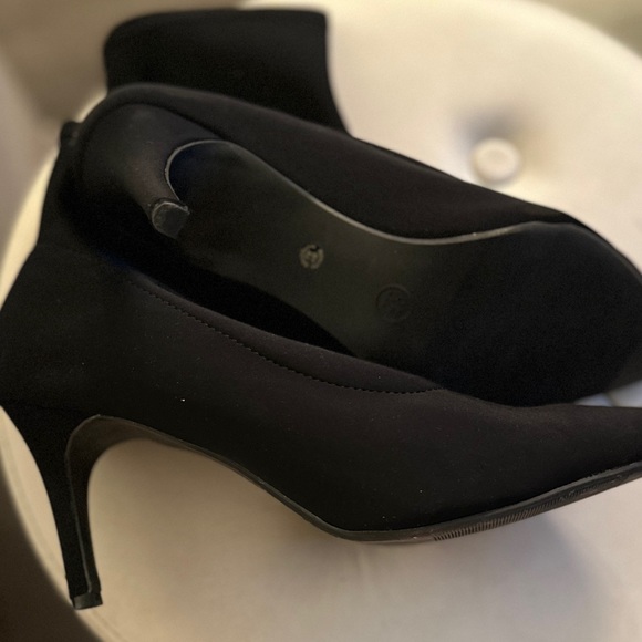 Satin like Sock Booties - Picture 4 of 4